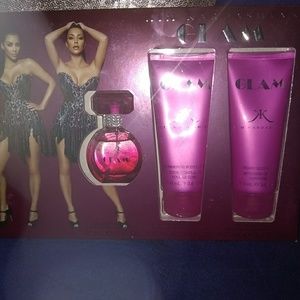 Kim Kardashian gift set